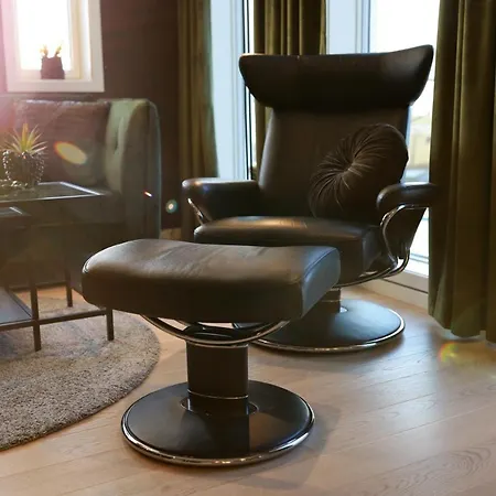 Apartment Modern With Seaview Hammarvika