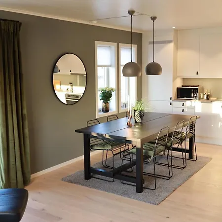 Modern With Seaview * Hammarvika