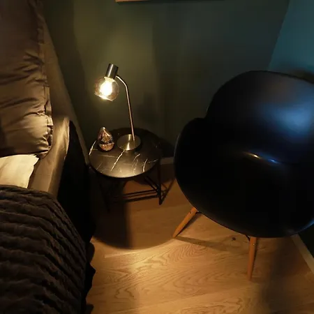 Modern With Seaview Appartement Hammarvika