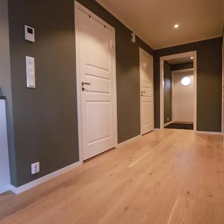 Modern With Seaview * Hammarvika