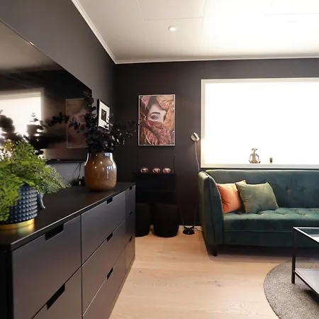 Daire Modern With Seaview Hammarvika